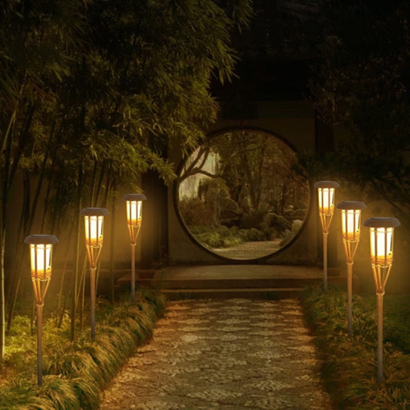 Solarlampa Tiki - Lysa upp dina kvällar med stil