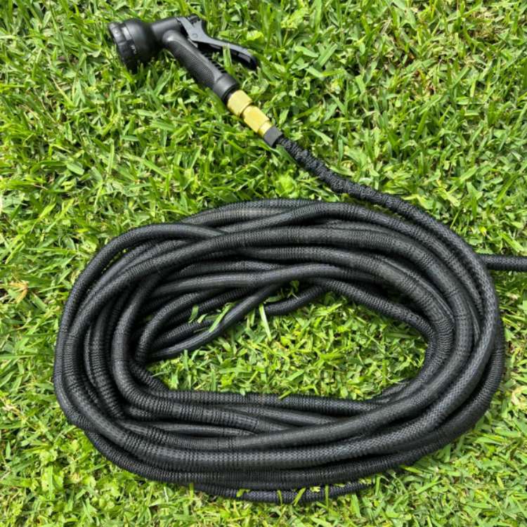 Manguera de Riego Extensible – 30m de Largo y Ultra Compacta