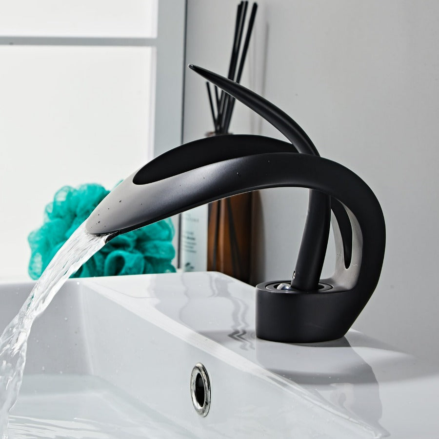 Robinet Salle De Bain Moderne – Design Courbé Et Élégant