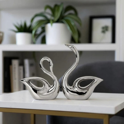 Dekorativ Keramik Skulptur – Elegance Og Raffinement