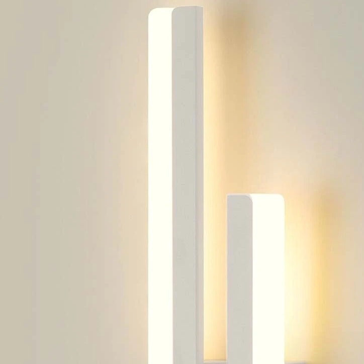 Lampada da Parete LED – Design Minimalista e Illuminazione Elegante