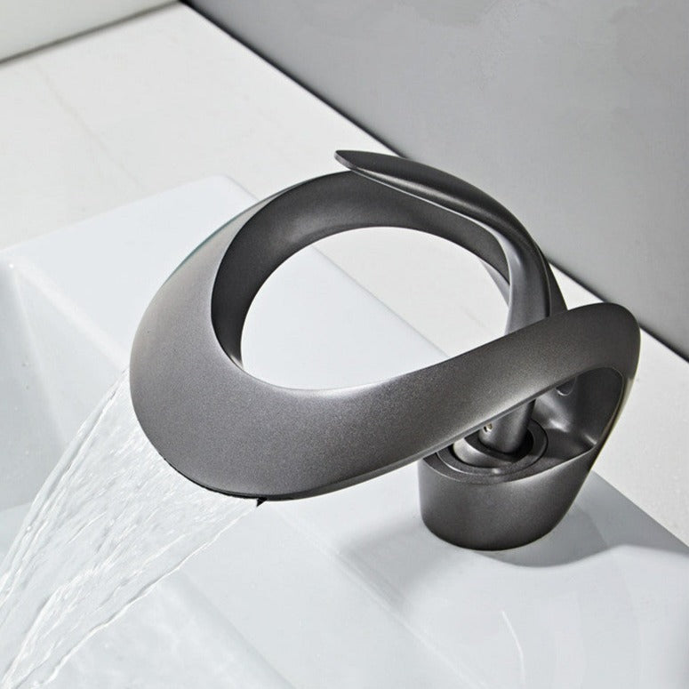 Robinet Salle De Bain Moderne – Design Courbé Et Élégant