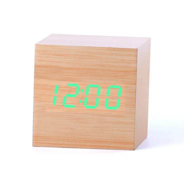 Digitale Würfeluhr – Minimalistisches Design und LED-Anzeige