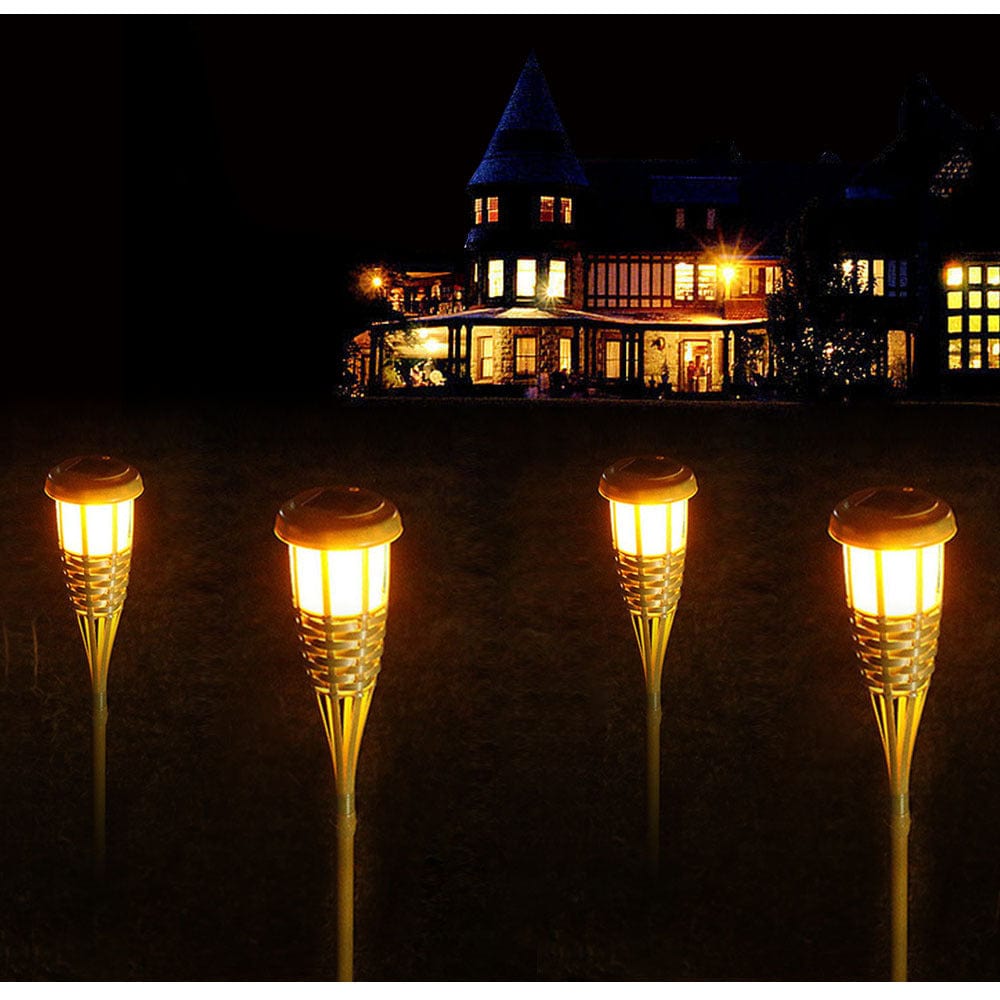 Solarlampa Tiki - Lysa upp dina kvällar med stil