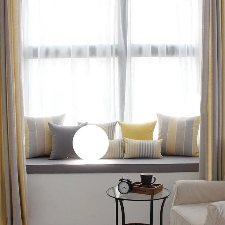 Bezdrôtová vonkajšia guľová lampa – nomádne a elegantné osvetlenie