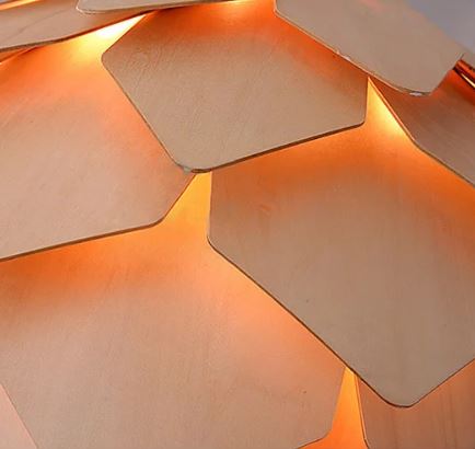 Lampa wisząca rzeźbiarska – projekt inspirowany naturą 