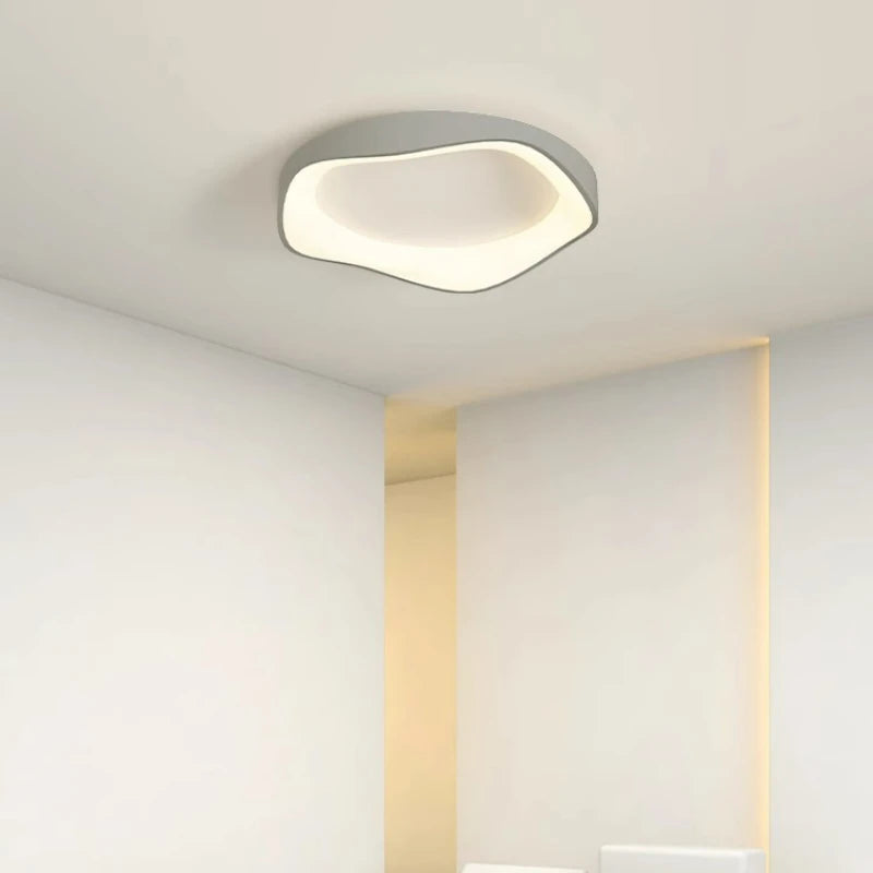 Asymmetrisk LED-taklampa – Trend och Elegans 
