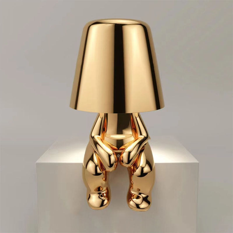 Moderne Bordlampe – Minimalistisk Eleganse og Mykt Lys 