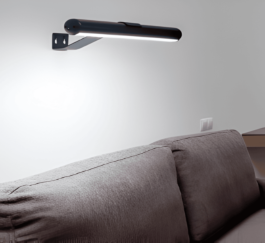 Bezdrôtová nástenná LED lampa s USB dobíjaním - plná rotácia a pohodlné dobíjanie