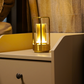 Genopladelig Bordlampe – Blødt Lys Og Tidløst Design 