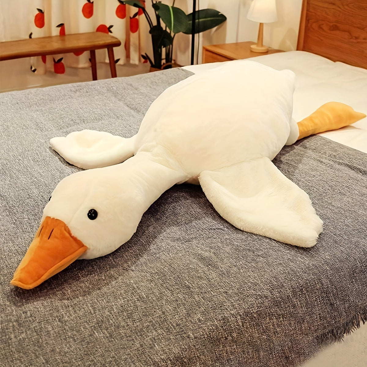 Stor plyschsvan - raffinerad design och oändlig ömhet