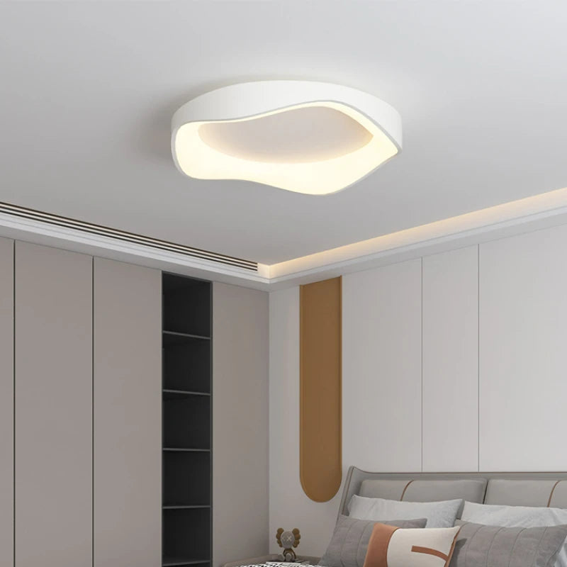 Asymmetrisk LED-taklampa – Trend och Elegans 