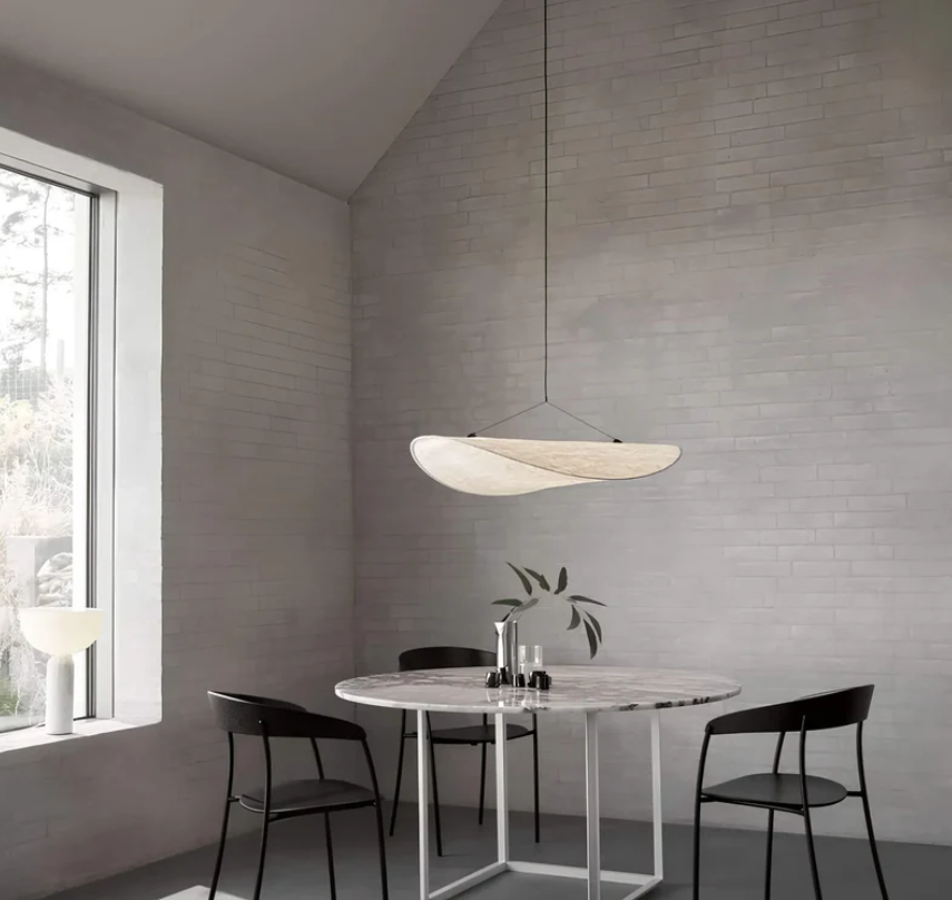 Lampa sufitowa rzemieślnicza – naturalna i autentyczna elegancja 