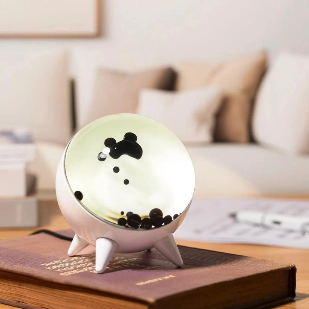 Interaktiv Dekorativ Lampa – Ljusspel och Unik Design 