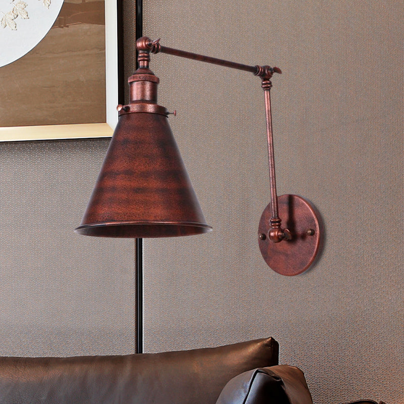 Vegglampe i industriell stil - solid struktur og unik stil