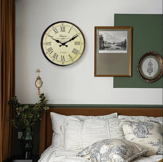 Ceas de perete – Design clasic elegant 