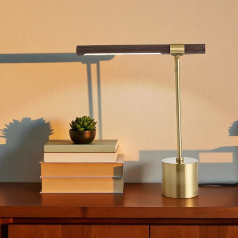 Lampada da Tavolo LED – Eleganza e Semplicità 