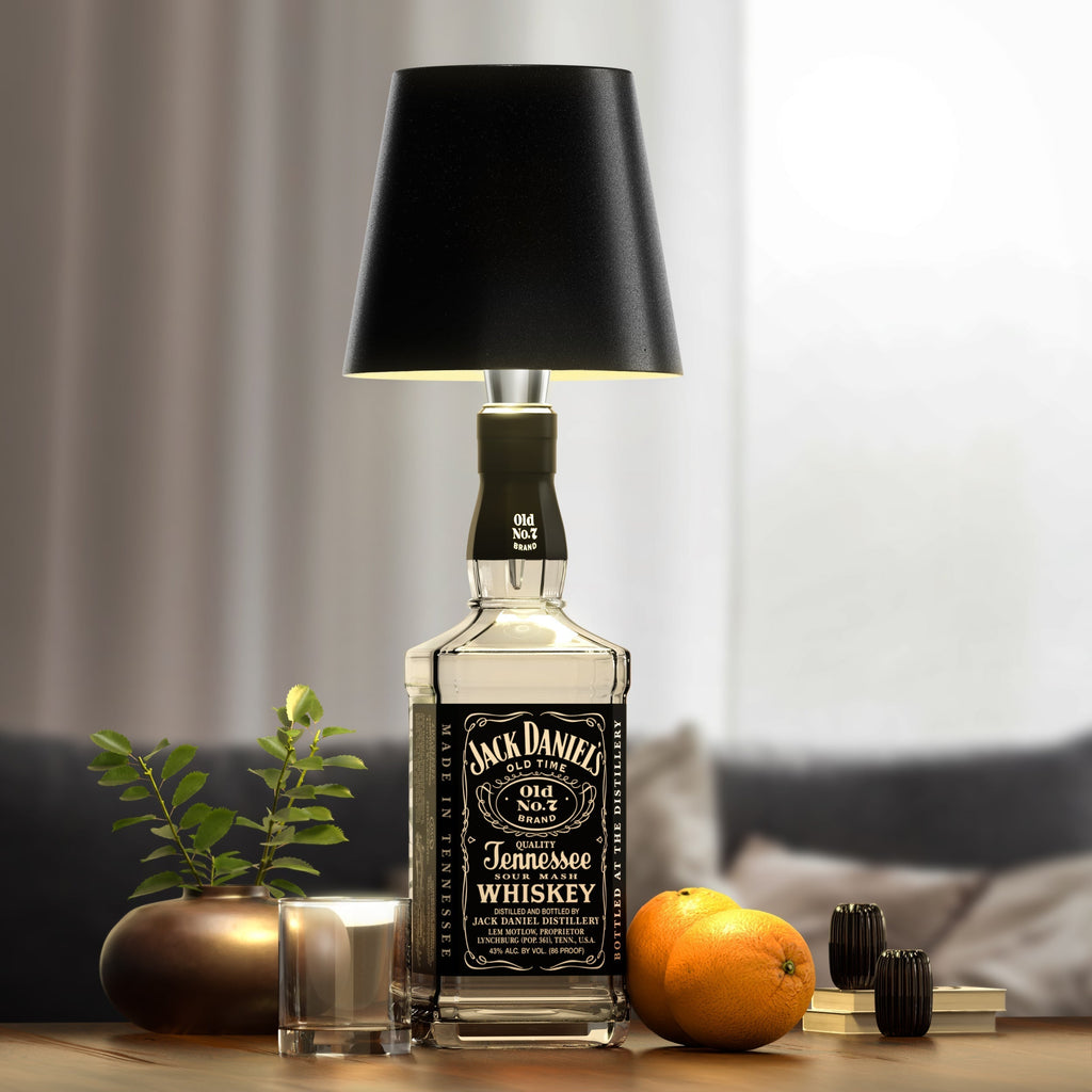 Wiederaufladbare LED-Lampe – Verwandeln Sie Ihre Flaschen in Leuchten 