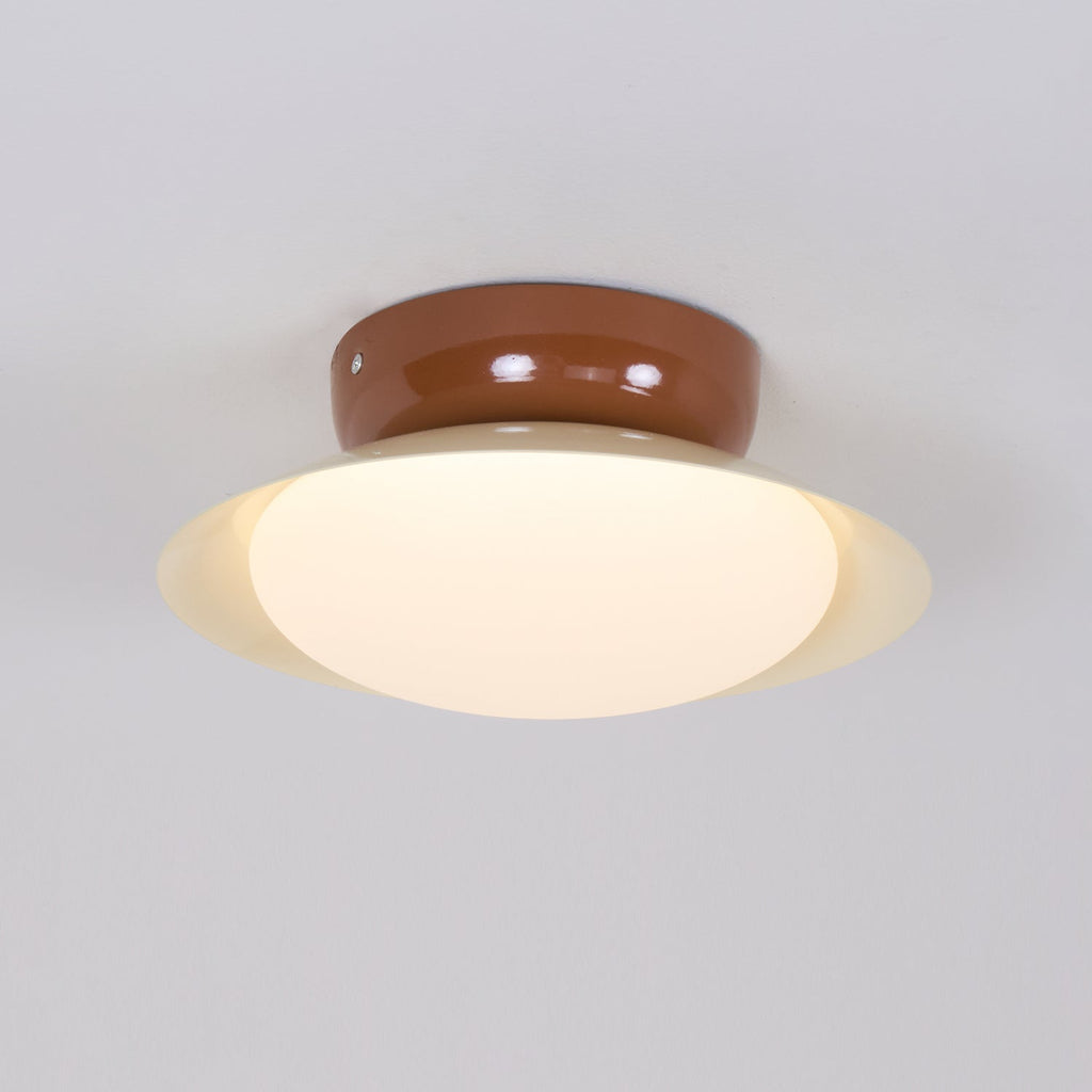 Rund LED-taklampe - naturlig glød og diskret eleganse
