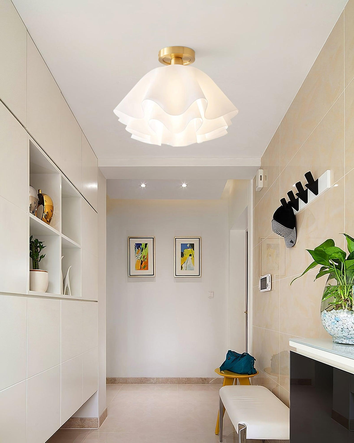 Moderne Elegant Taklampe – Raffinert Belysning Og Varme Atmosfære 