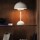 Prenosná stolná lampa – moderný dizajn a nomádské osvetlenie 