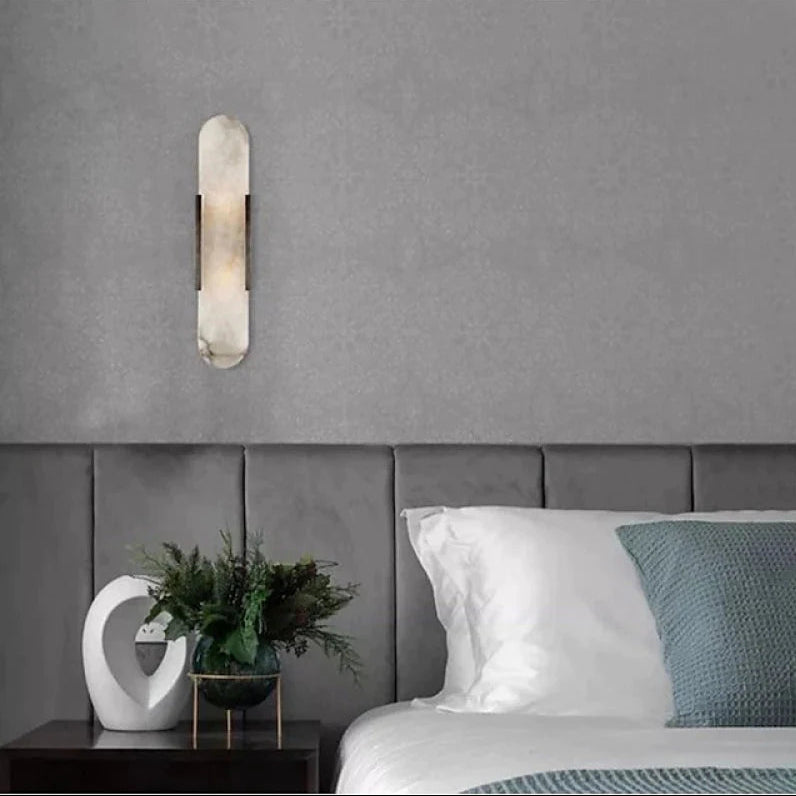Mustakultainen LED-seinävalaisin – Moderni eleganssi ja tyylikäs muotoilu 