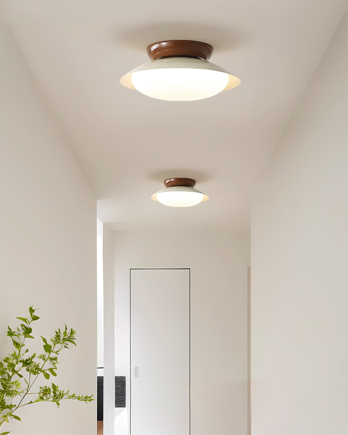 Rund LED-taklampa - naturligt sken och diskret elegans
