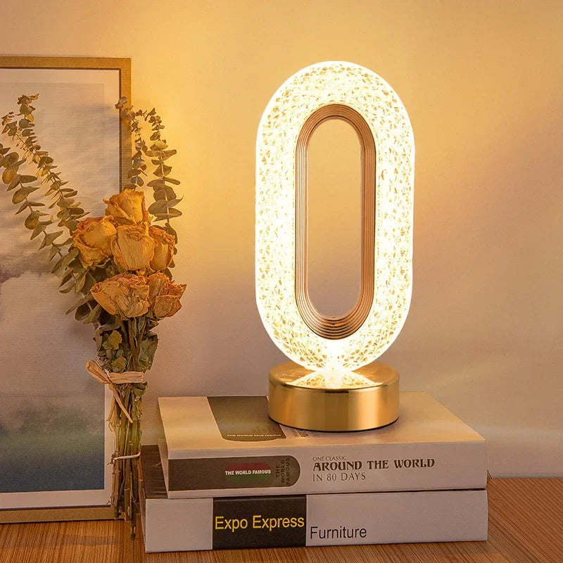 Złota Lampa Nocna Dotykowa – Elegancja i Intuicyjna Obsługa 