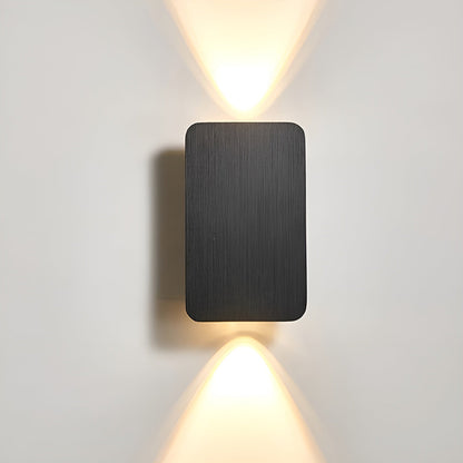 Minimalist LED Wall Sconce – Subtle Light and Contemporary Line 