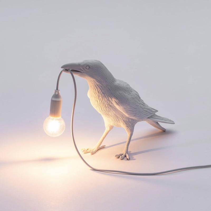 Lampada Decorativa — Corvo per un Atmosfera Misteriosa 
